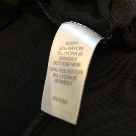 J Jill Wearever Black Red Floral Stretch Long Sleeve Velvet Hem Top Womens Large - Picture 5 of 9